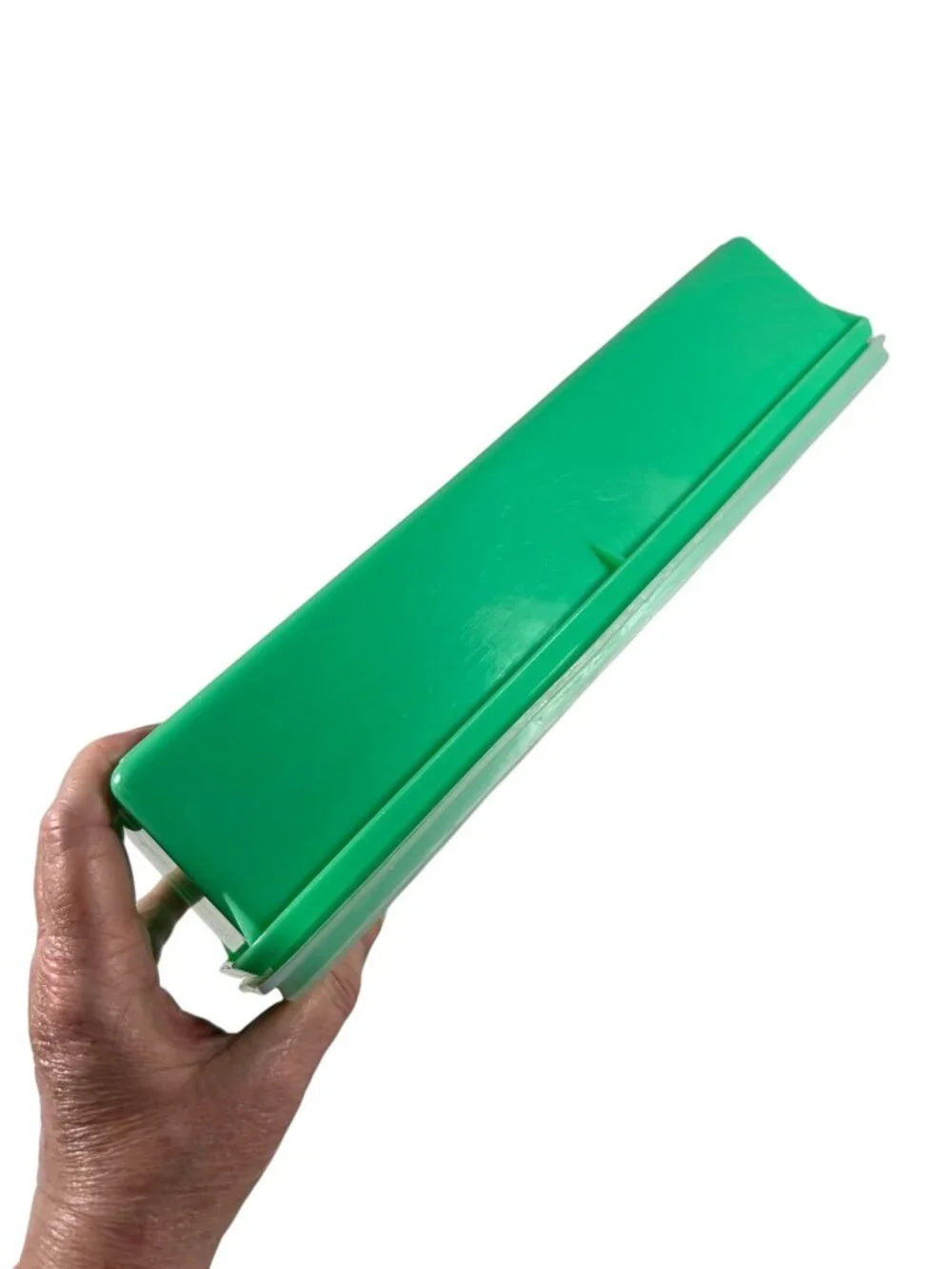 Vintage Tupperware Green Vegetable Celery Keeper Crisper Storage 892-4 W Lid